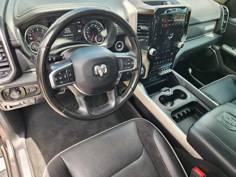 Used 2021 RAM 1500 Laramie AWD/4WD image 2
