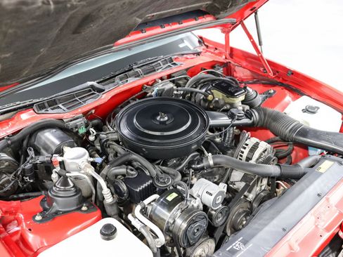 Used 1989 Pontiac Firebird Formula RWD image 21