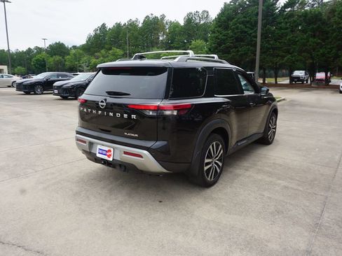 Used 2023 Nissan Pathfinder Platinum FWD image 23