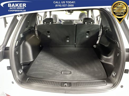 Used 2024 Jeep Grand Cherokee Limited w/ Black Appearance Package image 27