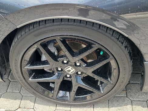 Certified 2025 Honda Civic Sport image 8