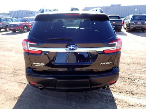 Used 2025 Subaru Ascent Premium AWD/4WD image 3