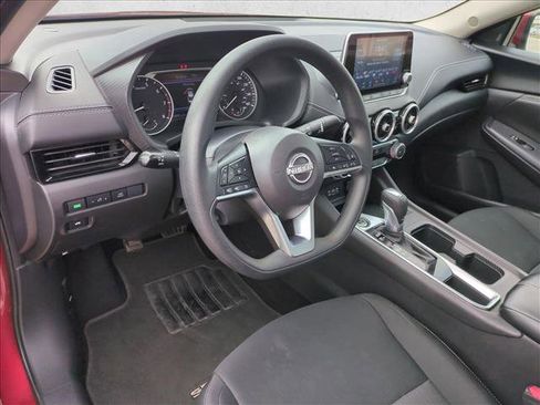 Used 2024 Nissan Sentra SV image 10