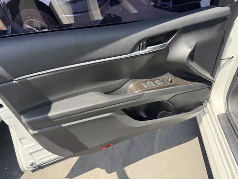 Used 2023 Toyota Camry LE FWD image 8