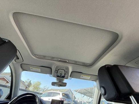 Used 2017 Audi A4 2.0T Premium image 31