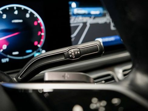 Used 2024 Mercedes-Benz GLS 450 4MATIC image 14