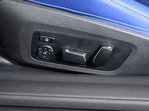 Used 2025 BMW M4 xDrive Competition w/ Parking Assistance Package AWD/4WD image 25