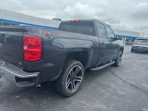 Used 2019 Chevrolet Silverado 1500 LT w/ LPO, Black Pack AWD/4WD image 3