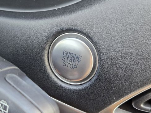 Used 2020 Hyundai Palisade Limited image 17