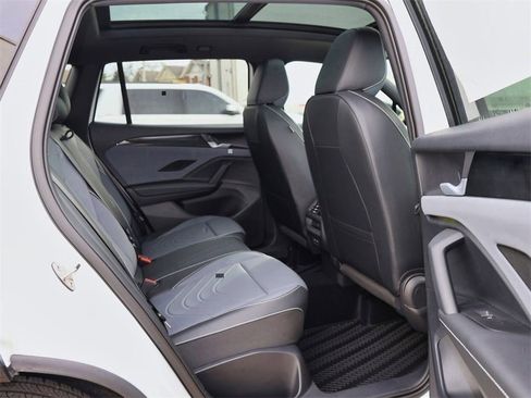 New 2026 Volkswagen Tiguan SE R-Line image 29