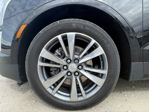 Certified 2021 Cadillac XT5 Premium Luxury w/ LPO, Floor Liner Package image 15