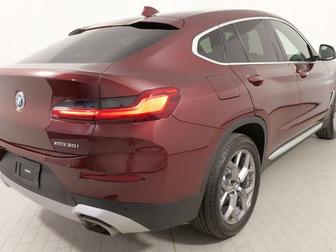 Used 2023 BMW X4 xDrive30i w/ Premium Package image 12