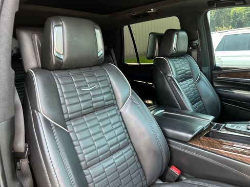 Used 2021 Cadillac Escalade Premium Luxury Platinum w/ LPO, Floor Liner Package AWD/4WD image 16