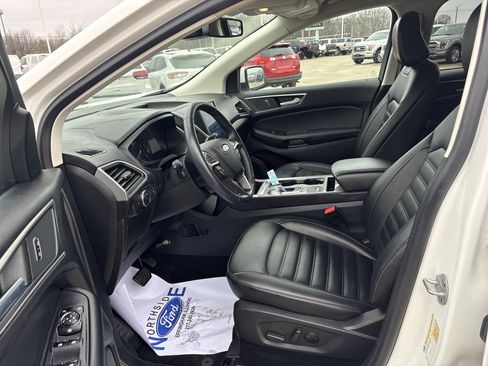 Used 2023 Ford Edge SEL w/ Convenience Package image 11