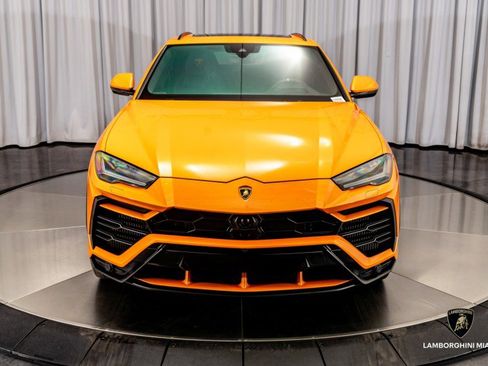 Used 2022 Lamborghini Urus image 4