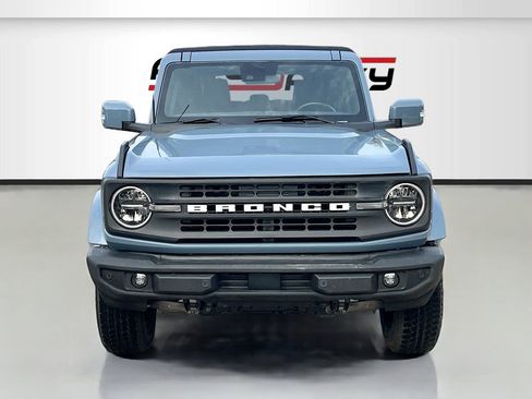Used 2023 Ford Bronco Outer Banks image 2