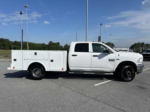 Used 2018 RAM 3500 Tradesman w/ Chrome Appearance Group RWD image 2