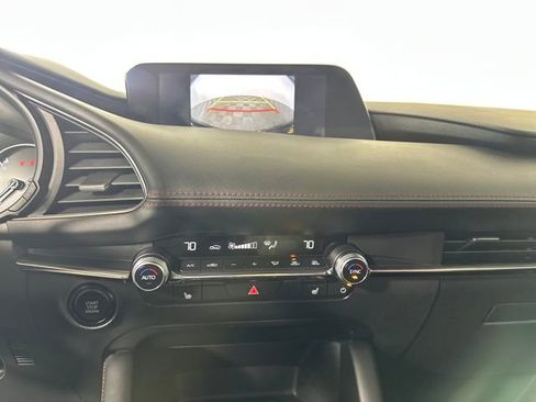 Used 2024 MAZDA MAZDA3 s image 22