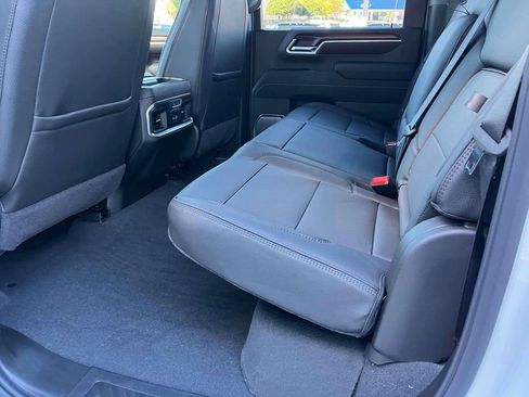 New 2026 GMC Sierra 2500 Denali w/ Denali Reserve Package AWD/4WD image 16