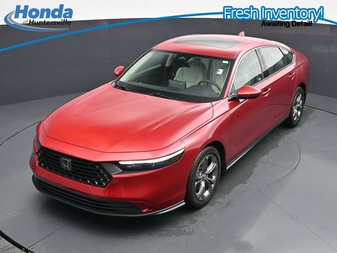Used 2024 Honda Accord EX image 16