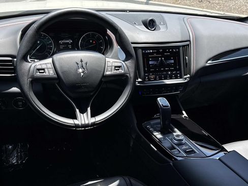 Used 2024 Maserati Levante Modena Ultima AWD/4WD image 6
