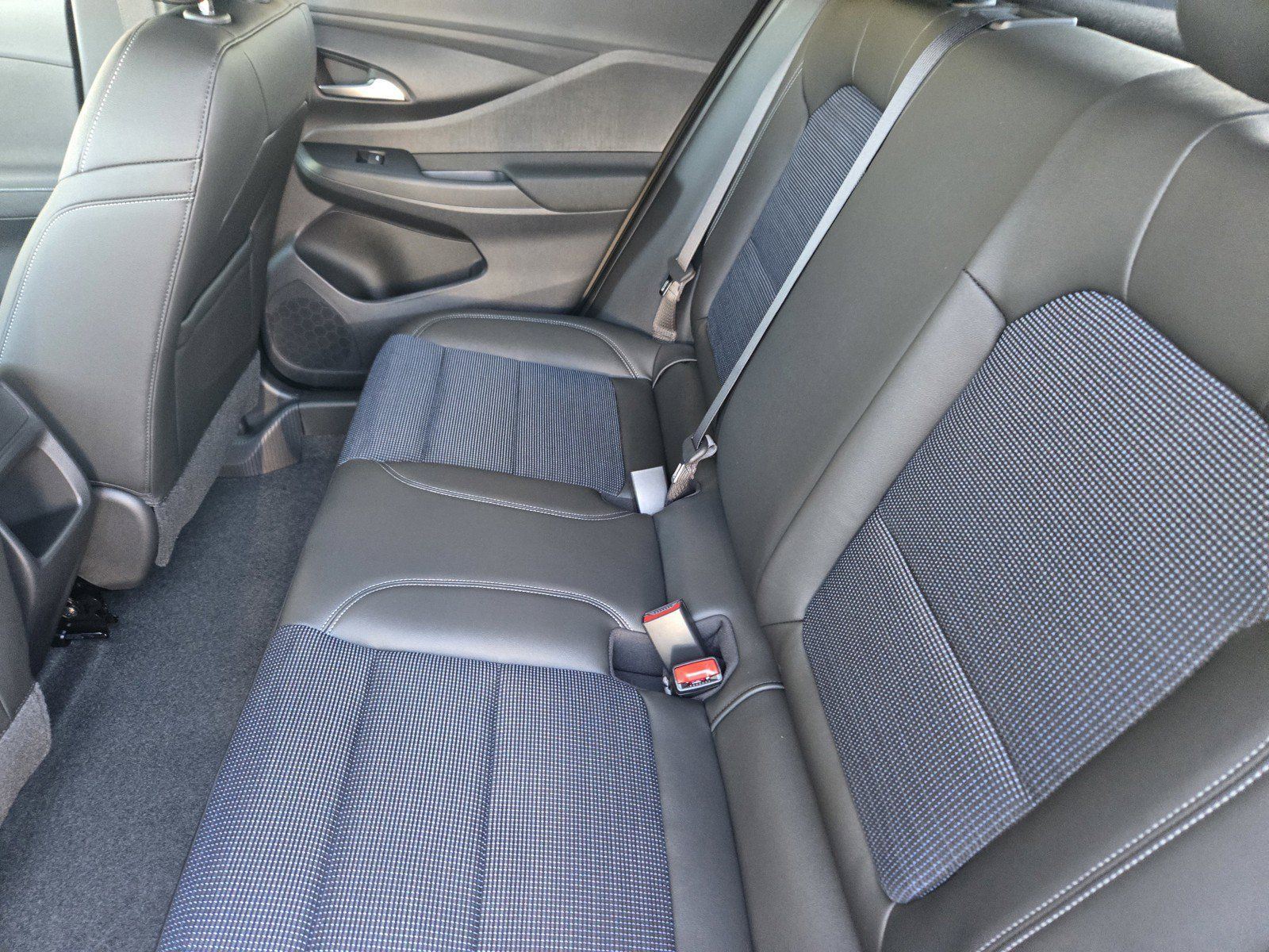 New 2026 Buick Envista Preferred w/ Convenience I Package FWD image 6