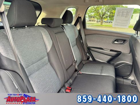Used 2023 Nissan Rogue SV AWD/4WD image 43