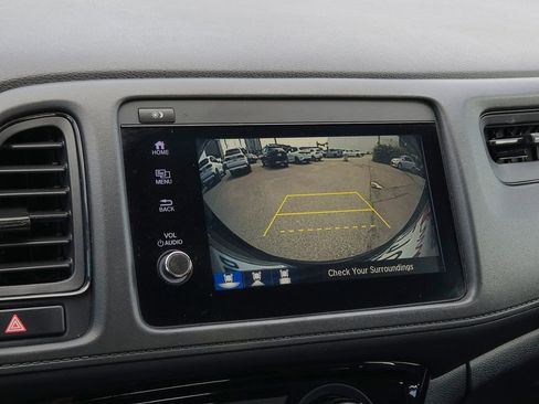 Used 2019 Honda HR-V Sport image 11