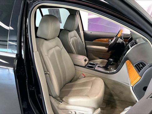 Used 2015 Lincoln MKX AWD w/ Olive Ash Wood Package image 11