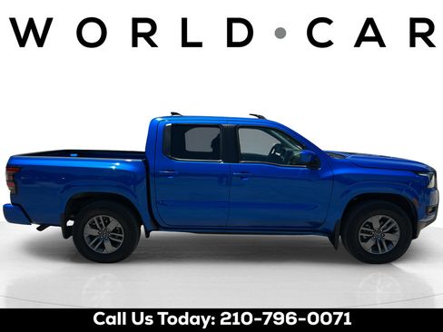 Used 2025 Nissan Frontier SV RWD image 8