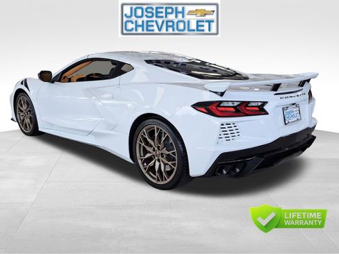 Used 2025 Chevrolet Corvette Stingray Premium Cpe w/ Z51 Performance Package RWD image 2