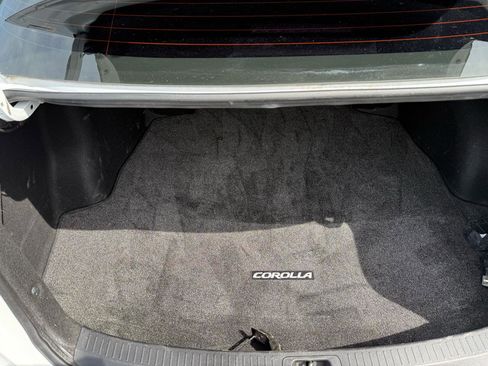 Used 2023 Toyota Corolla LE w/ LE Convenience Package FWD image 15