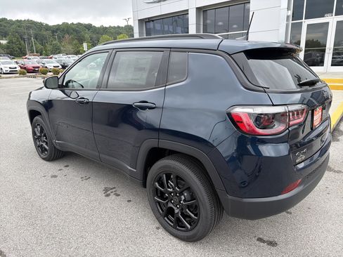New 2026 Jeep Compass Latitude AWD/4WD image 13