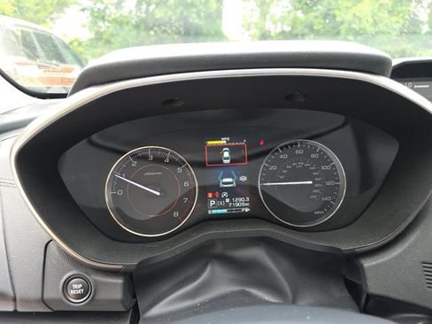Used 2022 Subaru Crosstrek 2.5i Limited w/ Moonroof Package 2 AWD/4WD image 12