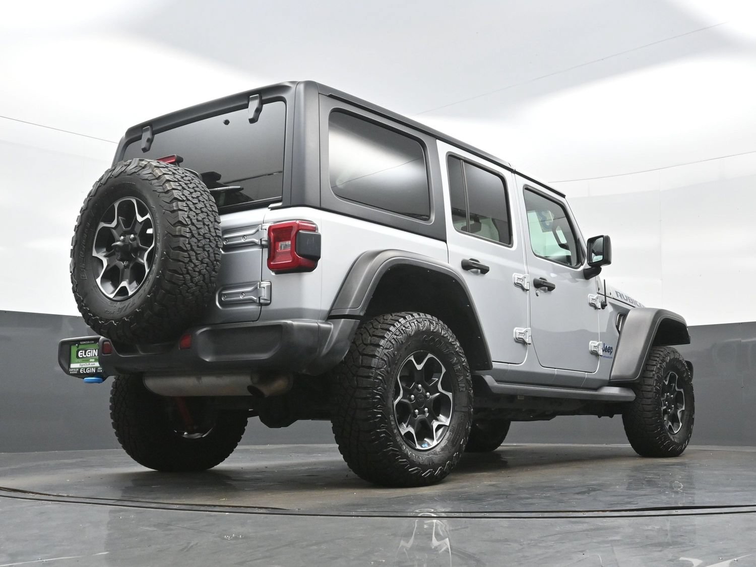 Used 2023 Jeep Wrangler Unlimited Rubicon 4xe AWD/4WD image 31