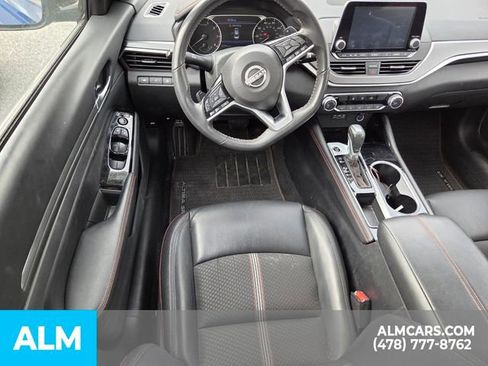 Used 2025 Nissan Altima 2.5 SR image 17