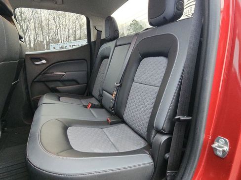 Used 2015 Chevrolet Colorado Z71 image 20