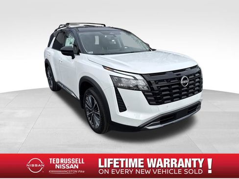 New 2026 Nissan Pathfinder Platinum image 7