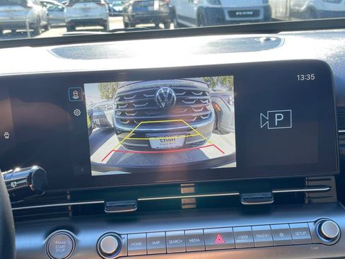 Used 2025 Hyundai Kona SEL image 17