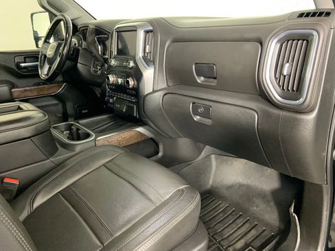 Used 2020 GMC Sierra 3500 Denali w/ Denali Ultimate Package image 16