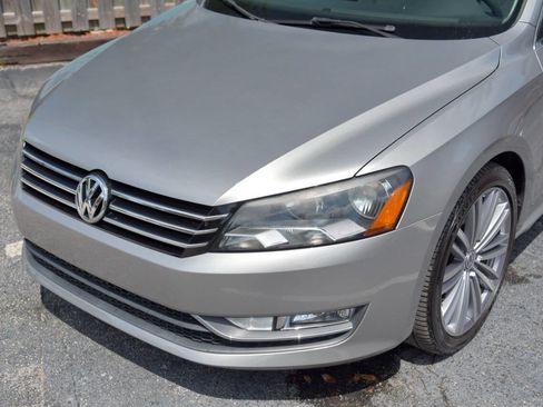 Used 2014 Volkswagen Passat 1.8T Sport image 4
