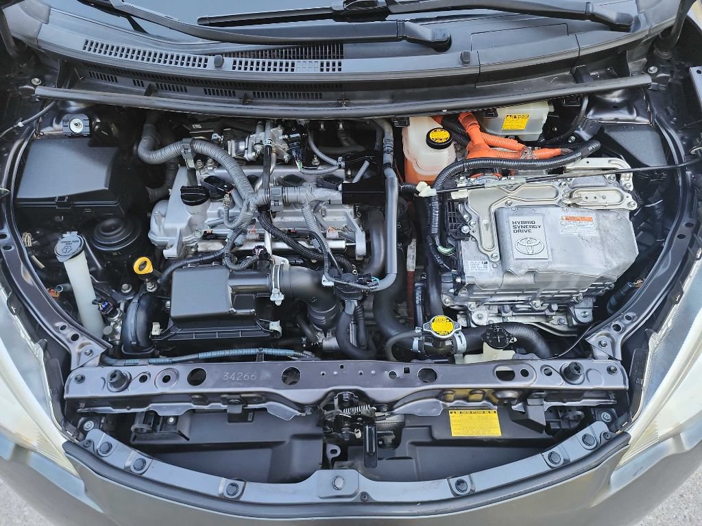 Used 2014 Toyota Prius C Two FWD image 28