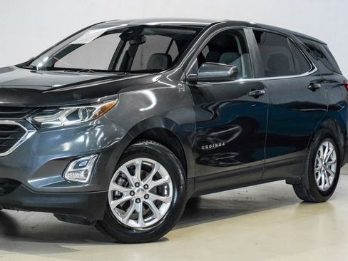 Used 2021 Chevrolet Equinox LT w/ LPO, Floor Liner Package AWD/4WD image 6