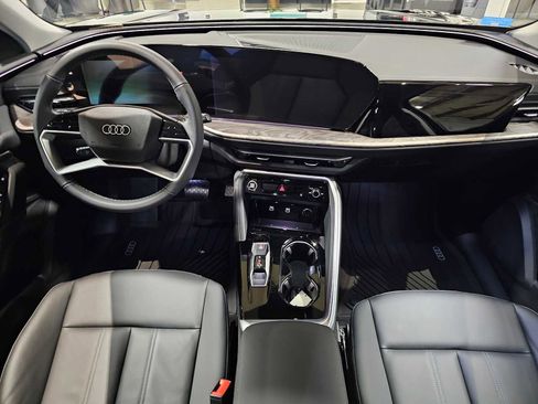 New 2025 Audi Q5 Premium image 22