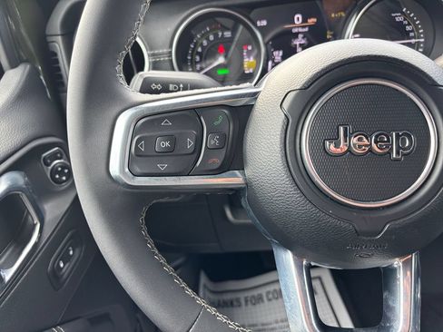 Used 2023 Jeep Wrangler Unlimited Sahara AWD/4WD image 21