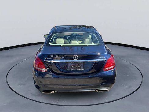 Used 2015 Mercedes-Benz C 300 4MATIC Sedan image 5