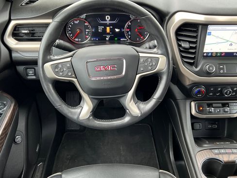 Used 2021 GMC Acadia Denali w/ Denali Ultimate Package image 15