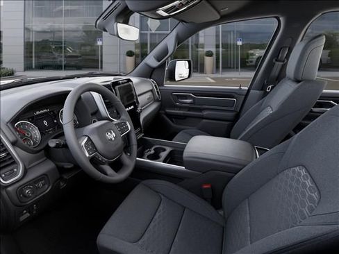 New 2026 RAM 1500 4x4 Crew Cab image 22