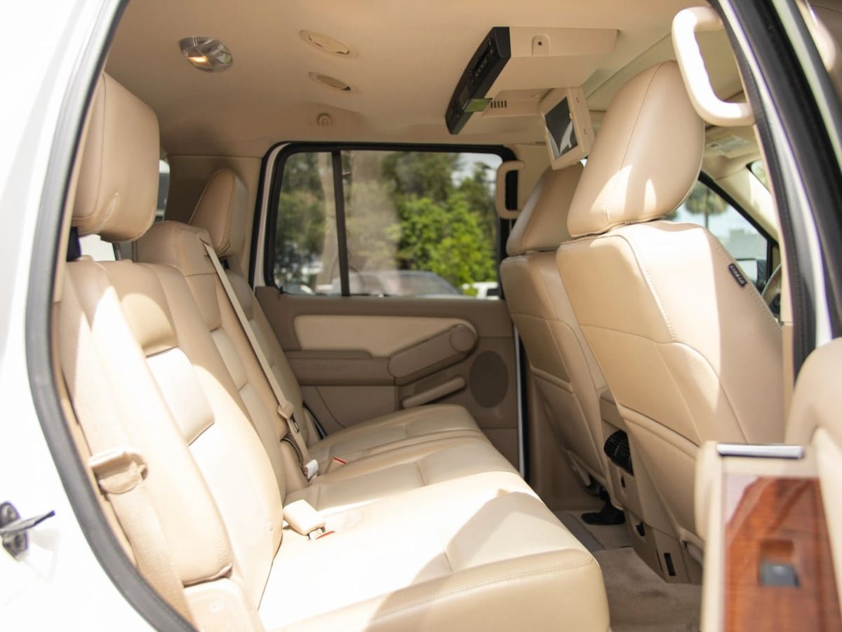 Used 2010 Ford Explorer Eddie Bauer RWD image 28