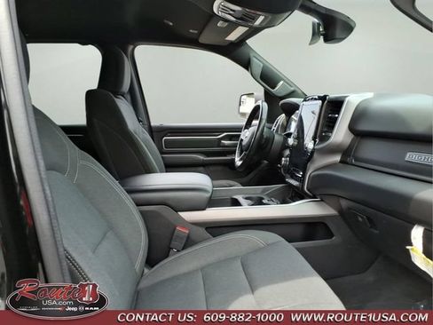 Used 2022 RAM 1500 Big Horn AWD/4WD image 13